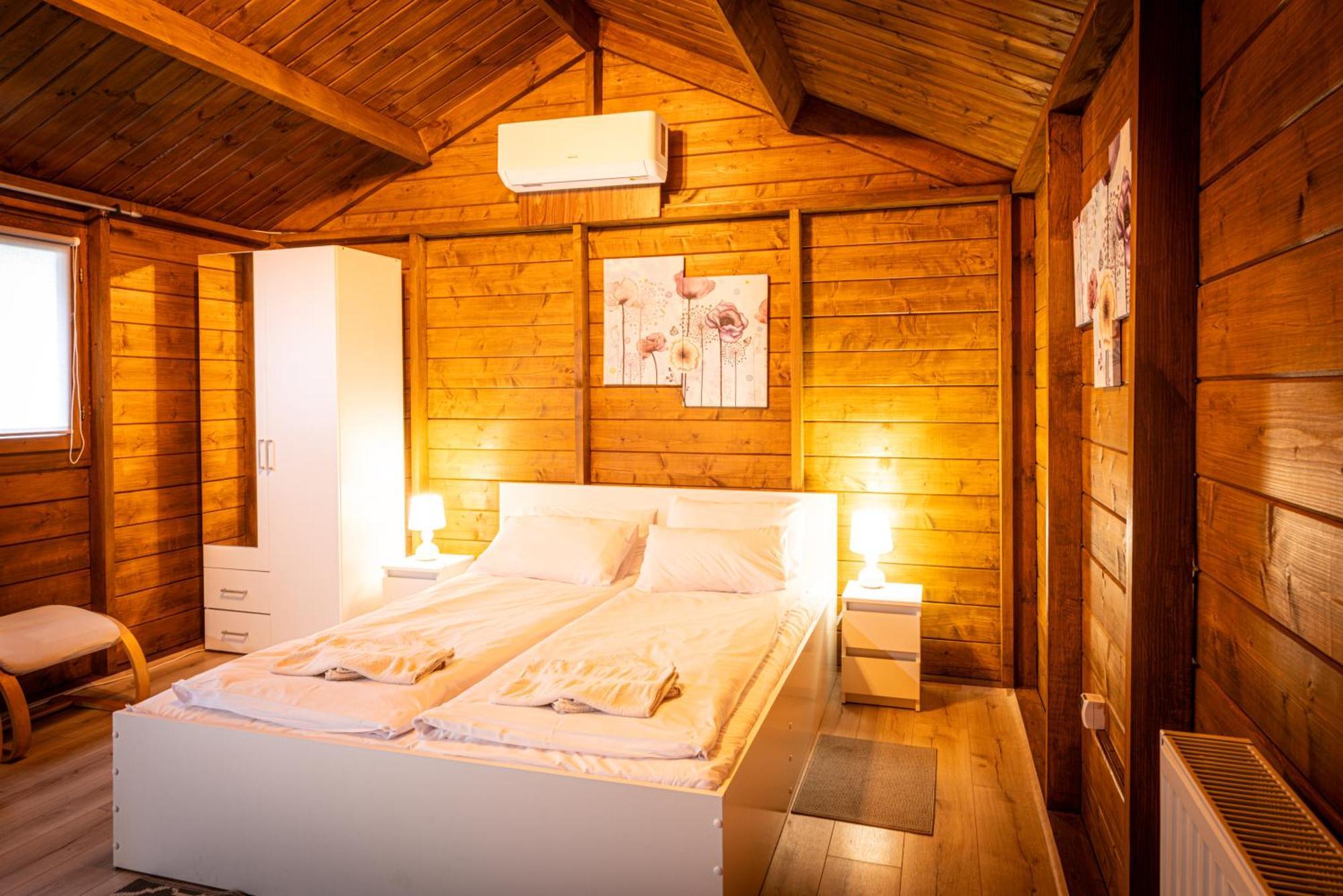 Hotel Agamim à Mikołajki Extérieur photo
